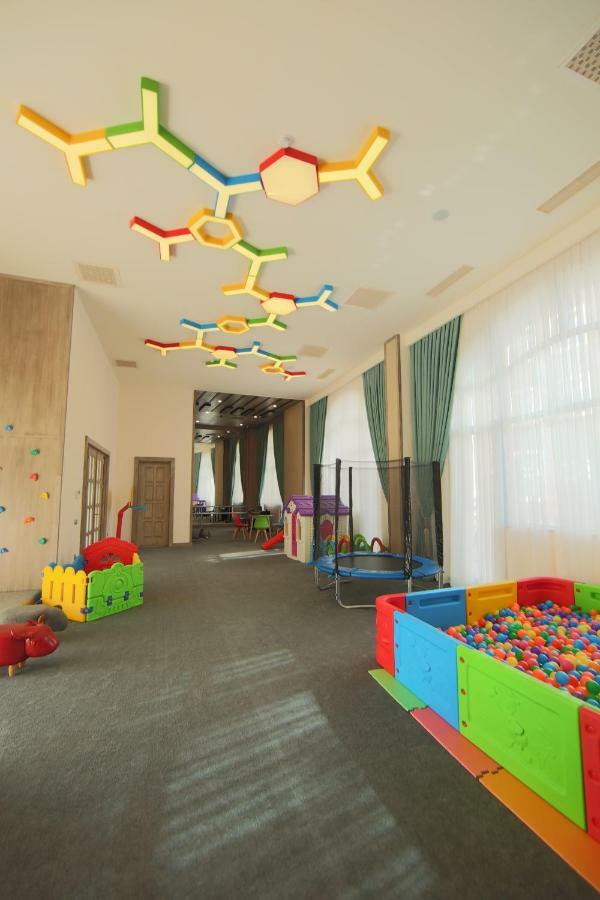 Saat Meydani Nakhchivan Buitenkant foto